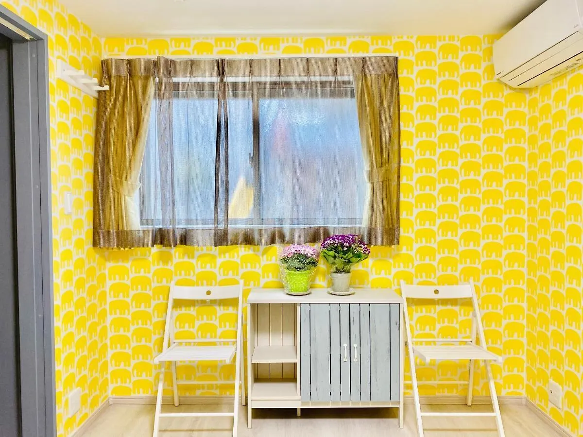 Apartment 月の宿 天神橋六丁目徒歩２分！大阪・梅田近く！